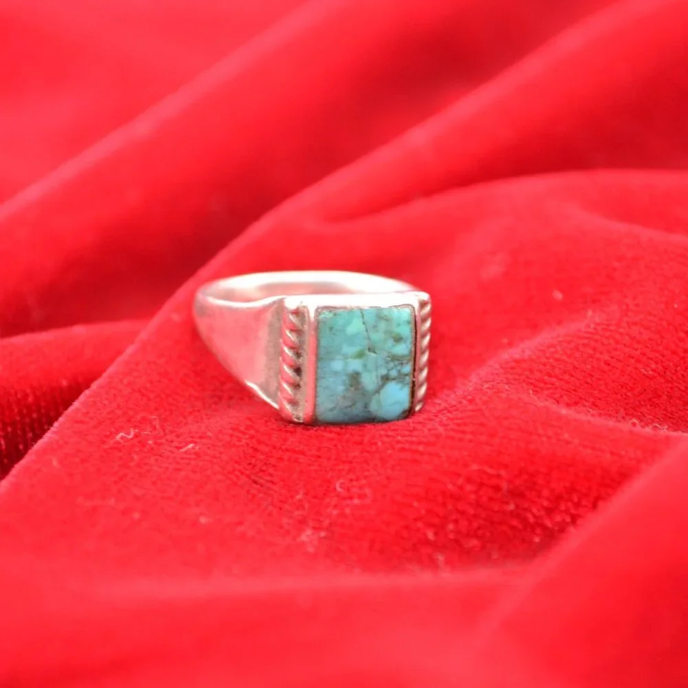 Vintage Sterling Silver Turquoise Ring Size 6 – Southwest Boho Style